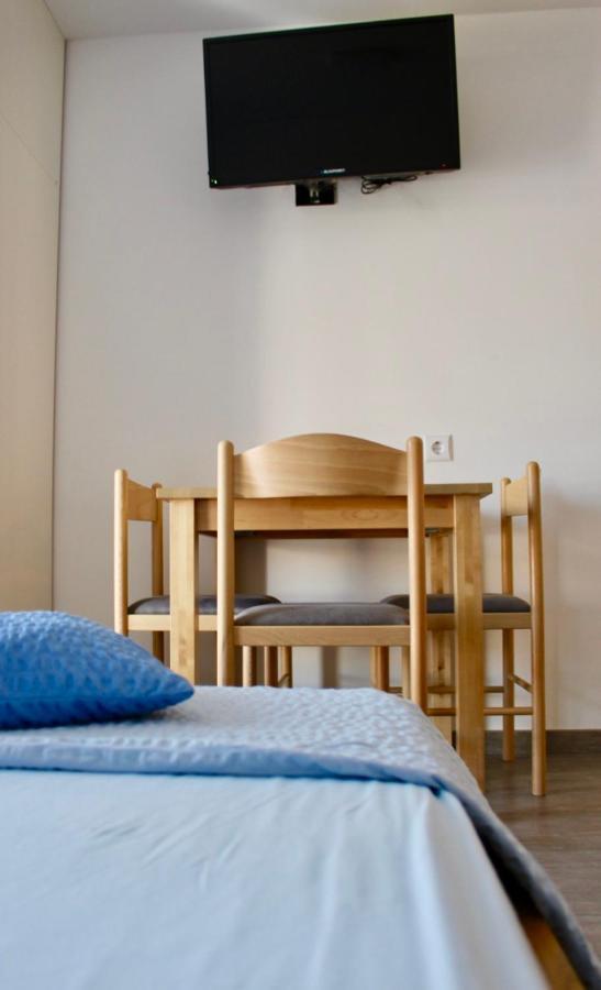 Filipovic Apartmani メドゥリン エクステリア 写真