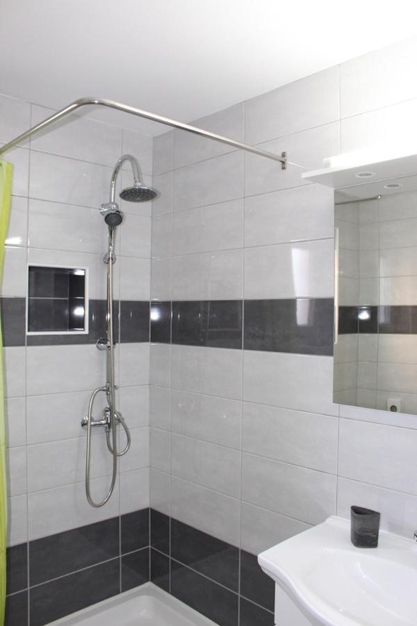 Filipovic Apartmani メドゥリン エクステリア 写真