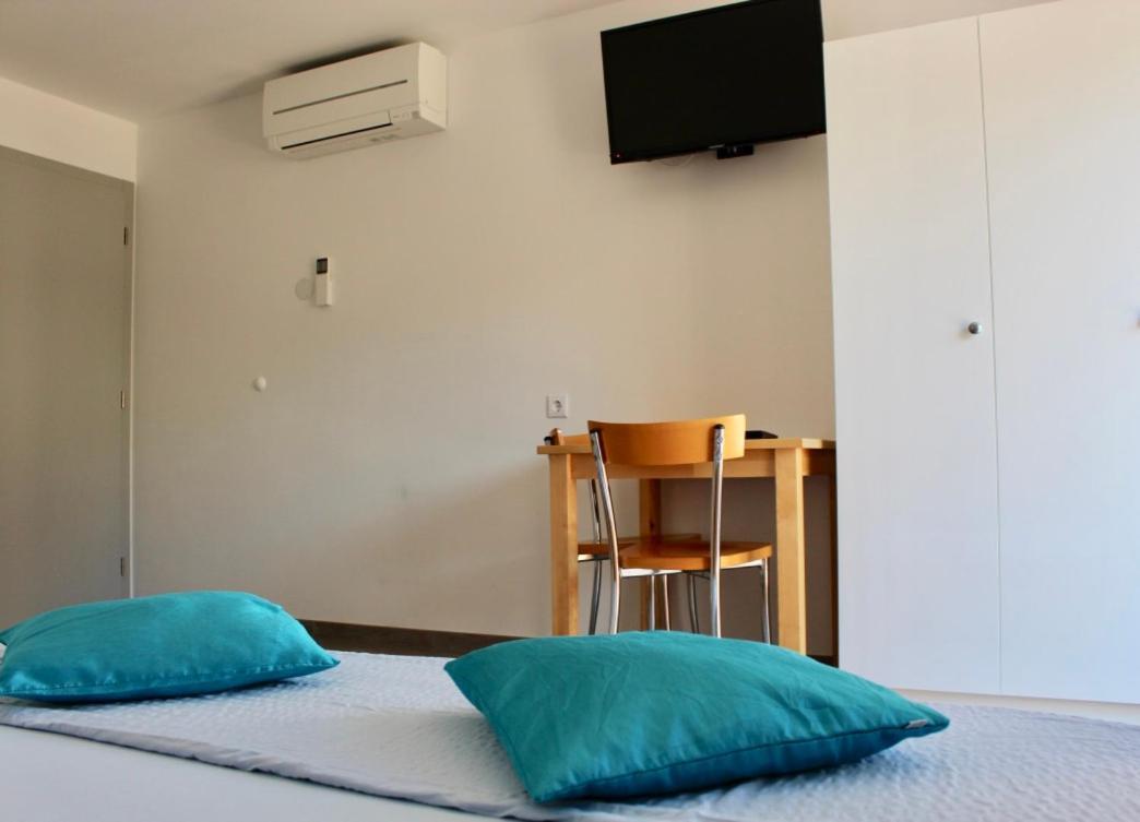 Filipovic Apartmani メドゥリン エクステリア 写真