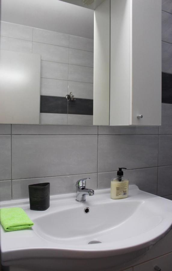 Filipovic Apartmani メドゥリン エクステリア 写真